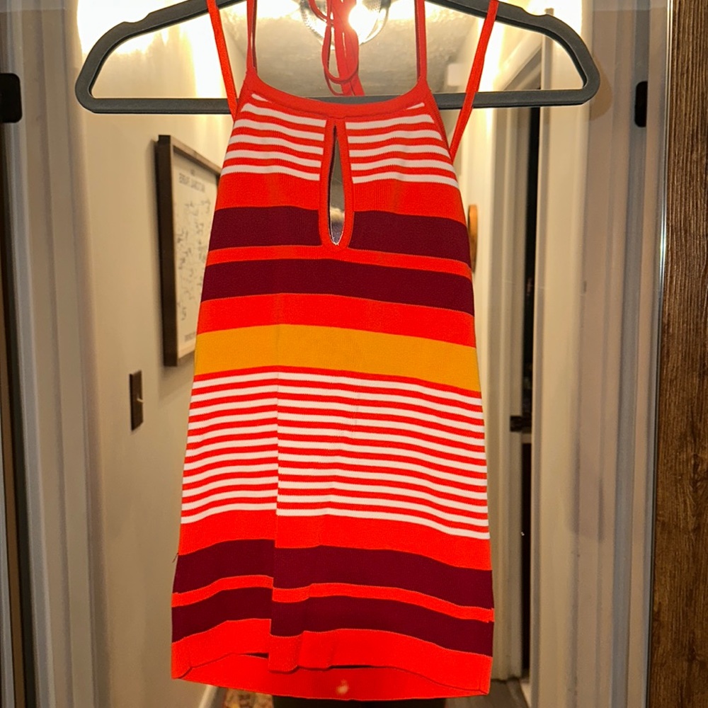 Halter open back NY & Company tank